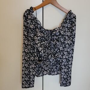 Vigoss Floral Black and White Women's Top